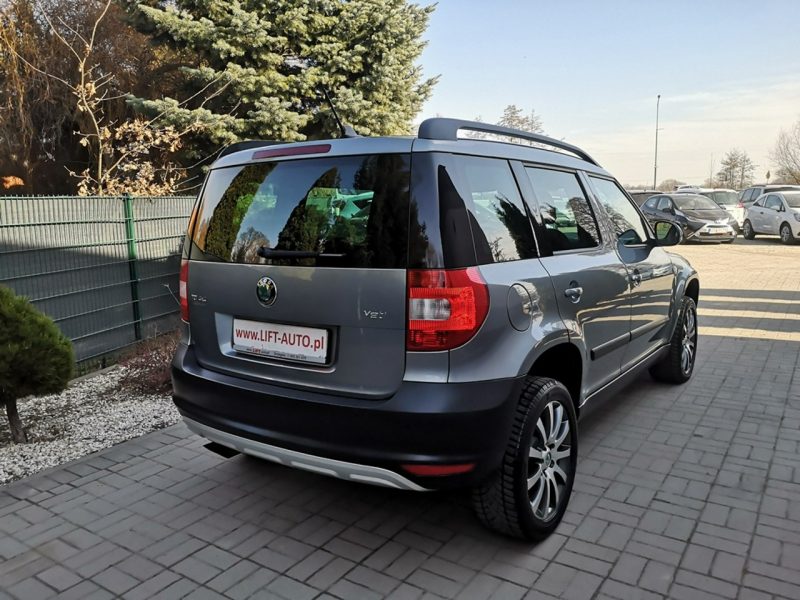 Škoda Yeti 2.0 TDI 140KM Klimatronic Tempomat Automat DSG Nawi 4x4 Serwis I (2009-)
