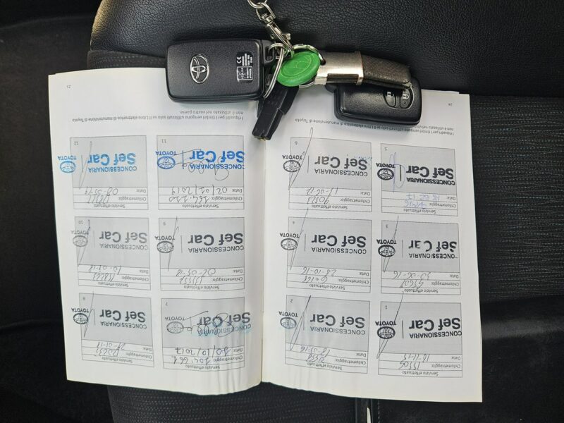 Toyota Prius+ 1.8 HSD 136KM Hand free Serwisowany 7 osobowy Bezwypadkowy