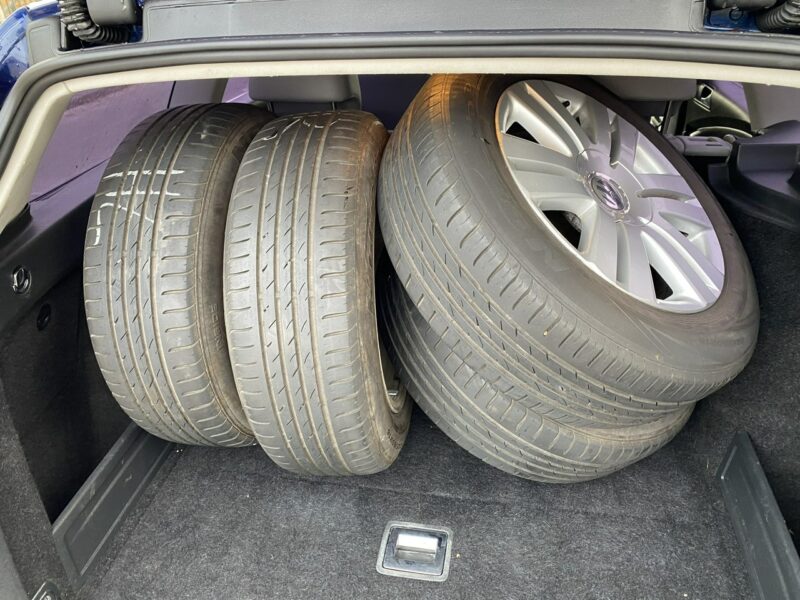 Volkswagen Passat 1,8b Higline, drugie koła alu, alkantara, podg. szyba czołowa i fotele B6 (2005-2010)
