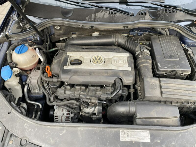 Volkswagen Passat 1,8b Higline, drugie koła alu, alkantara, podg. szyba czołowa i fotele B6 (2005-2010)
