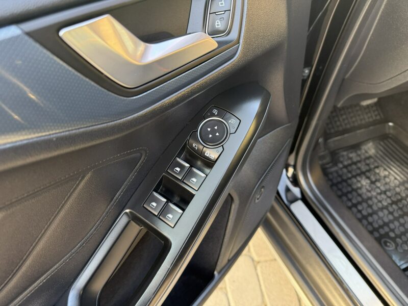 Ford Focus 1,5 EcoBlue 120KM Klima Navi Kamera Automat Full Led Mk4 (2018-)