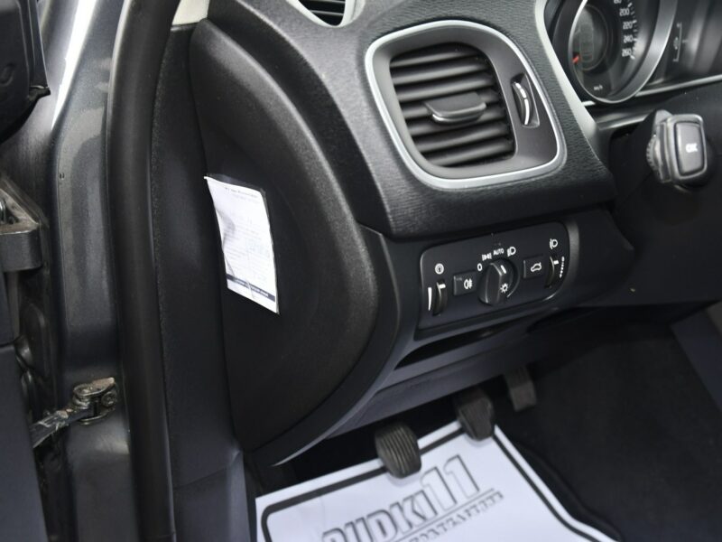 Volvo V40 1,6hdi Serwis-Full. Navi,Ledy.2 Kompl.Kół.Tempomat.Hak.Kredyt.GWAR II (2012-)