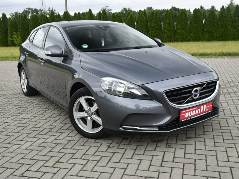 Volvo V40 1,6hdi Serwis-Full. Navi,Ledy.2 Kompl.Kół.Tempomat.Hak.Kredyt.GWAR II (2012-)