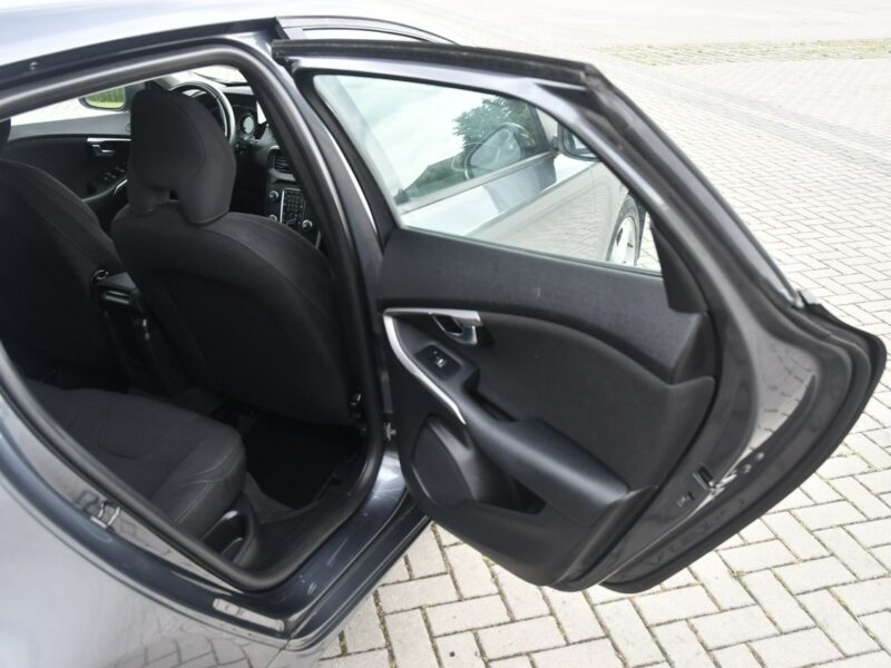 Volvo V40 1,6hdi Serwis-Full. Navi,Ledy.2 Kompl.Kół.Tempomat.Hak.Kredyt.GWAR II (2012-)