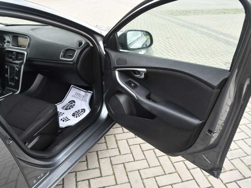 Volvo V40 1,6hdi Serwis-Full. Navi,Ledy.2 Kompl.Kół.Tempomat.Hak.Kredyt.GWAR II (2012-)