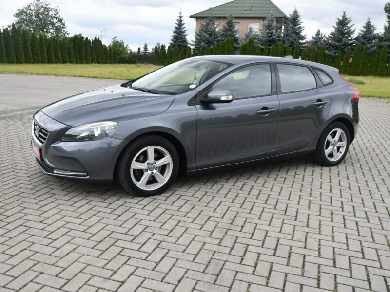 Volvo V40 1,6hdi Serwis-Full. Navi,Ledy.2 Kompl.Kół.Tempomat.Hak.Kredyt.GWAR II (2012-)