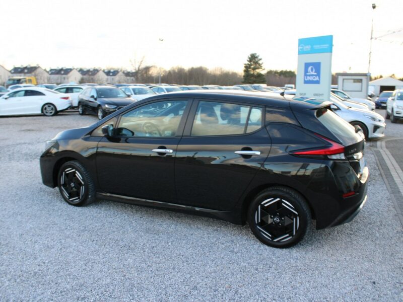 Nissan Leaf 40khw Acenta 6.6 Kw 150HP