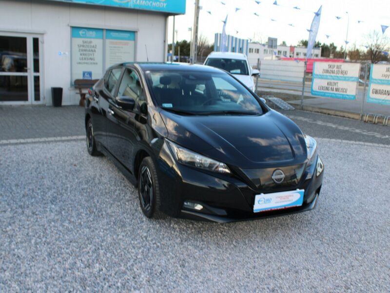 Nissan Leaf 40khw Acenta 6.6 Kw 150HP