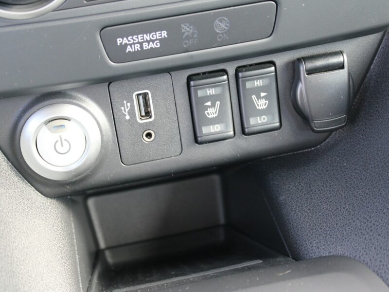 Nissan Leaf 40khw Acenta 6.6 Kw 150HP