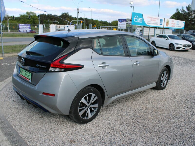 Nissan Leaf 40khw Acenta 6.6 Kw 150HP