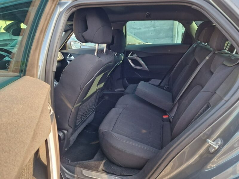Citroen DS5 2.0d Hybryda 163 KM, Automat, LED, Kamera, Nawigacja, Alufelgi, Klima,