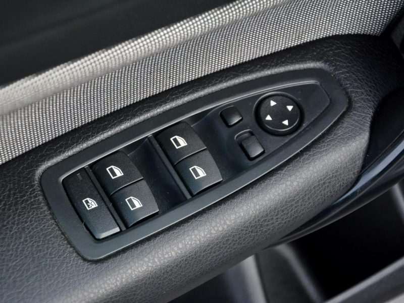 BMW 125 Biała Perła Urban Bi-Xenon Ledy Skóry el. fotele Parktronic ASO BMW F20 (2011-)