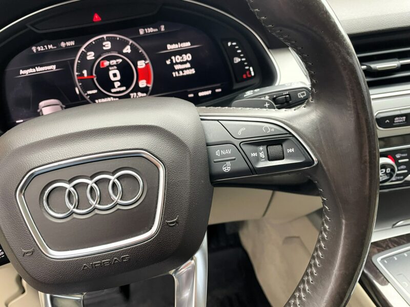 Audi Q7 7-Osobowa, 4x4, HAK, LED, Klima, Navi, Tempomat, Asystent, Wentyle,USB III (2015-)