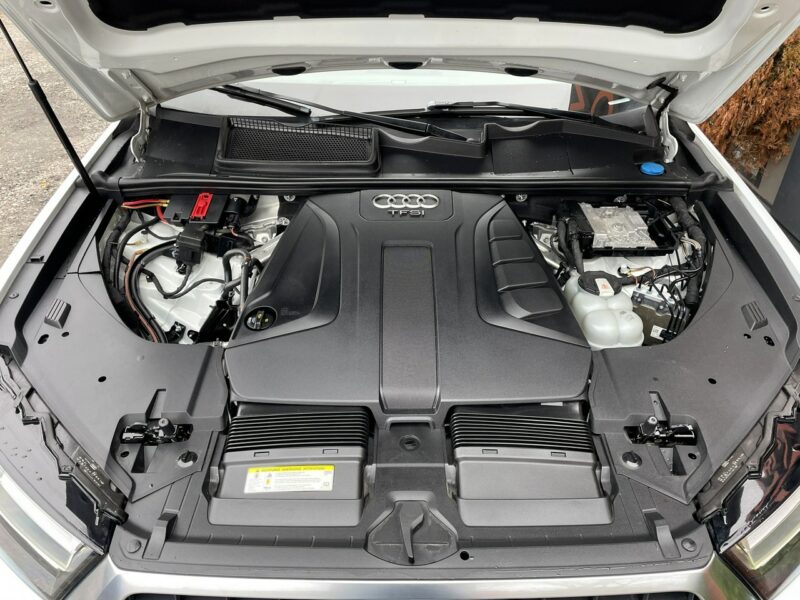 Audi Q7 7-Osobowa, 4x4, HAK, LED, Klima, Navi, Tempomat, Asystent, Wentyle,USB III (2015-)