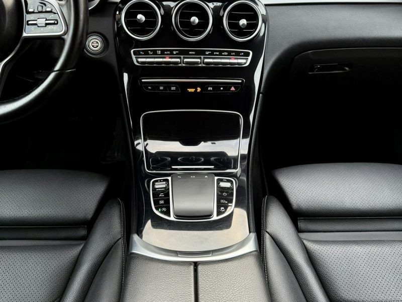 Mercedes GLC 220 4-Matic,Exclusive,FULL,Gwarancja I (2015-2022)