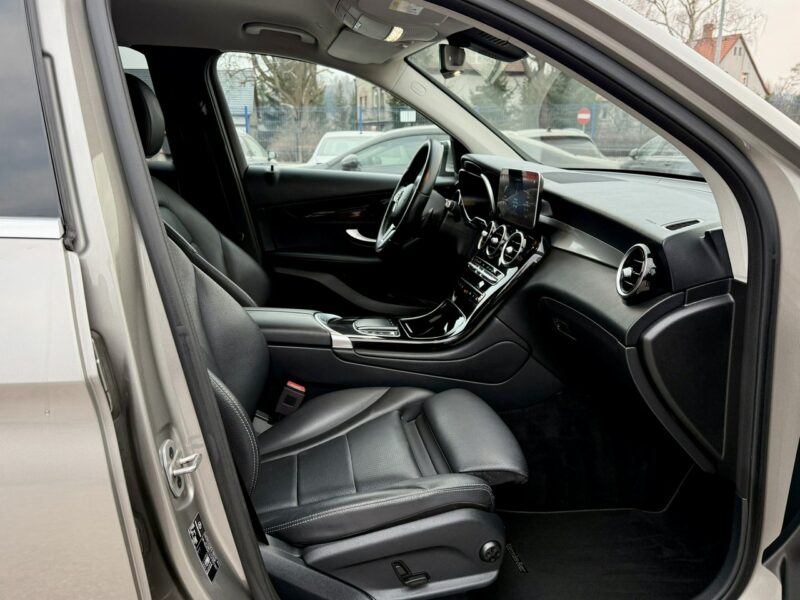 Mercedes GLC 220 4-Matic,Exclusive,FULL,Gwarancja I (2015-2022)