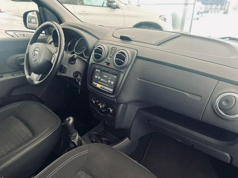 Dacia Lodgy Stepway* 7-Osobowa* 1.2 Benzyna* 116 KM* Zarejestrowana*