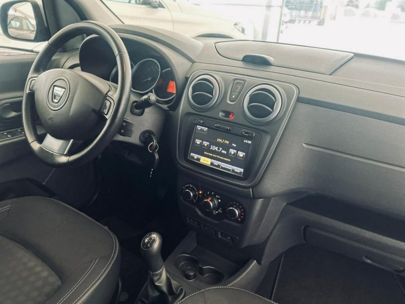 Dacia Lodgy Stepway* 7-Osobowa* 1.2 Benzyna* 116 KM* Zarejestrowana*
