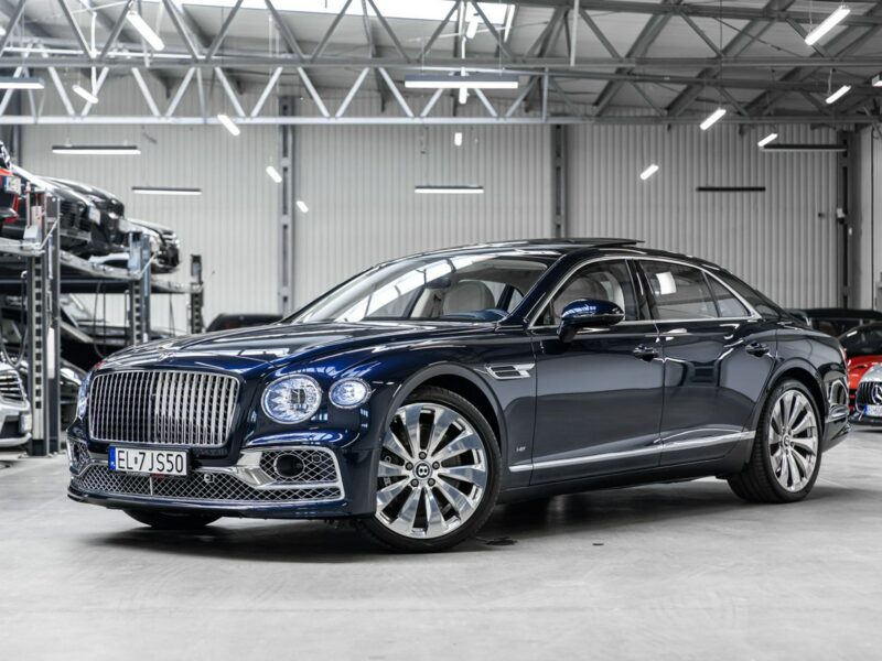 Bentley Continental Flying Spur V8. Gwarancja 04.2026. Bang & Olufsen. Head-Up. Masaże.