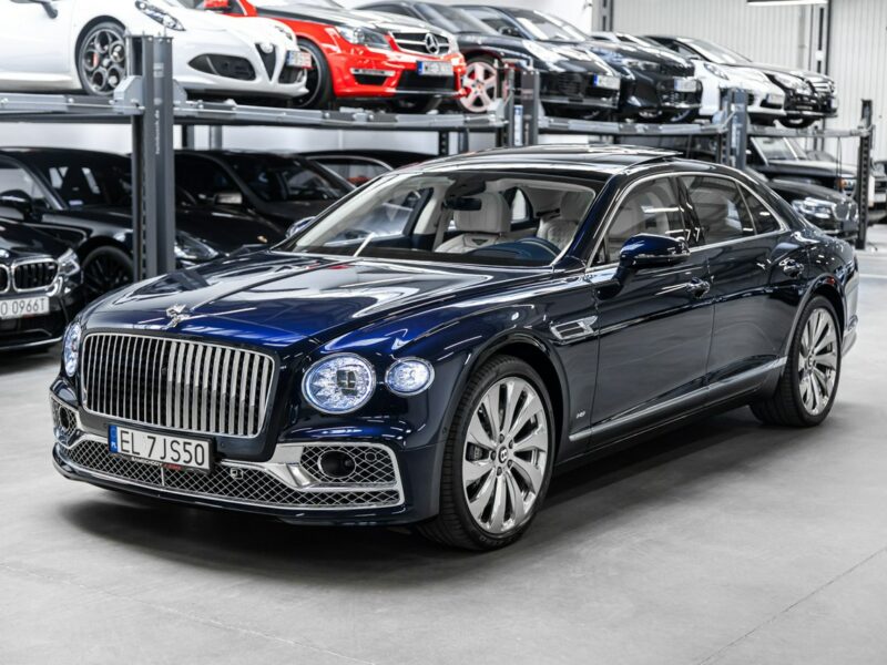 Bentley Continental Flying Spur V8. Gwarancja 04.2026. Bang & Olufsen. Head-Up. Masaże.