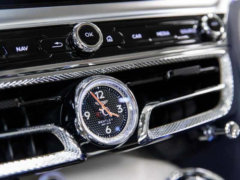 Bentley Continental Flying Spur V8. Gwarancja 04.2026. Bang & Olufsen. Head-Up. Masaże.