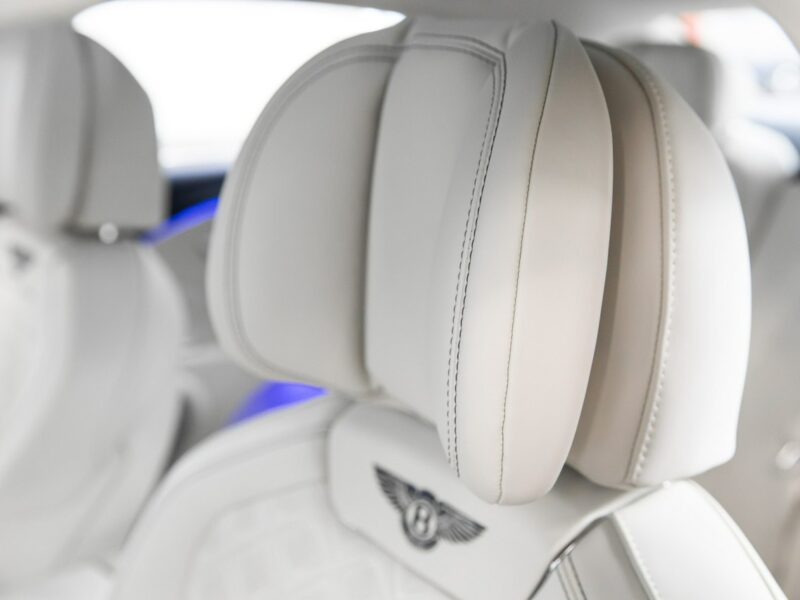 Bentley Continental Flying Spur V8. Gwarancja 04.2026. Bang & Olufsen. Head-Up. Masaże.