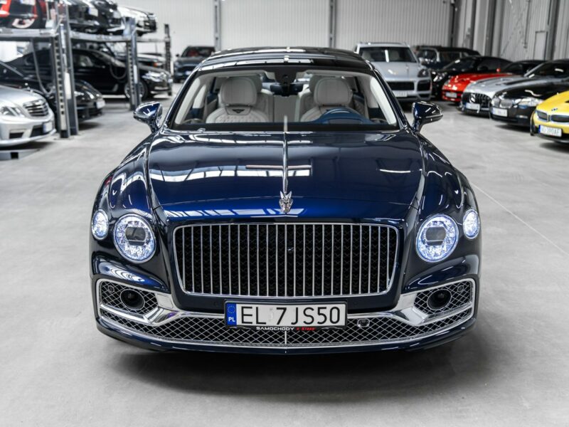 Bentley Continental Flying Spur V8. Gwarancja 04.2026. Bang & Olufsen. Head-Up. Masaże.