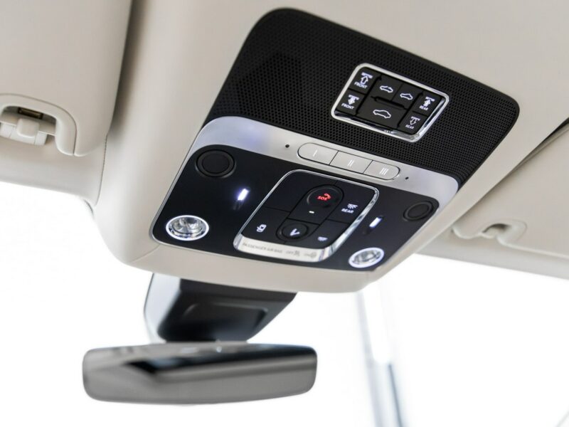 Bentley Continental Flying Spur V8. Gwarancja 04.2026. Bang & Olufsen. Head-Up. Masaże.