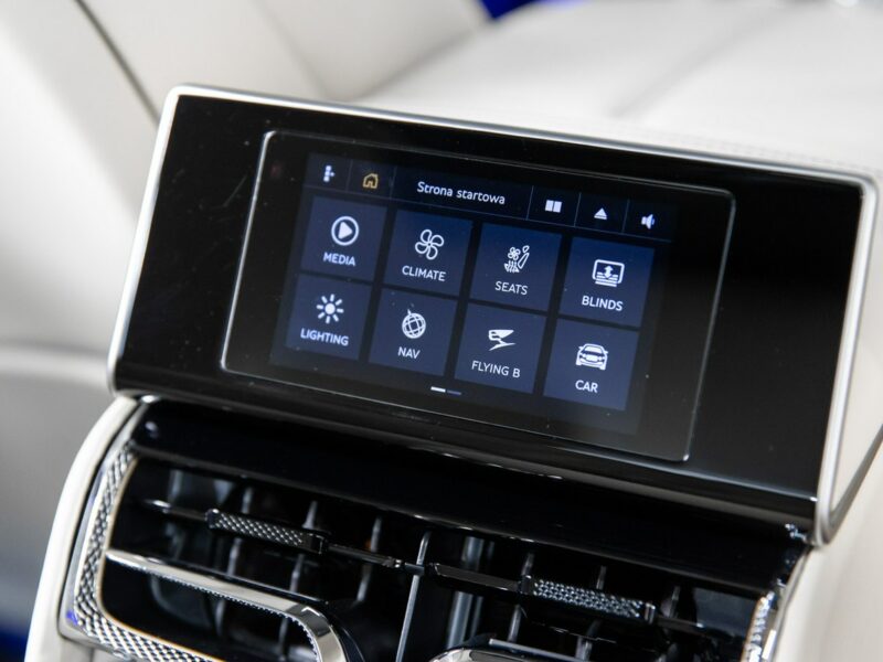 Bentley Continental Flying Spur V8. Gwarancja 04.2026. Bang & Olufsen. Head-Up. Masaże.