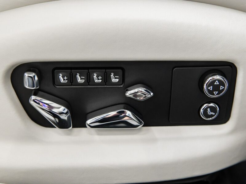 Bentley Continental Flying Spur V8. Gwarancja 04.2026. Bang & Olufsen. Head-Up. Masaże.