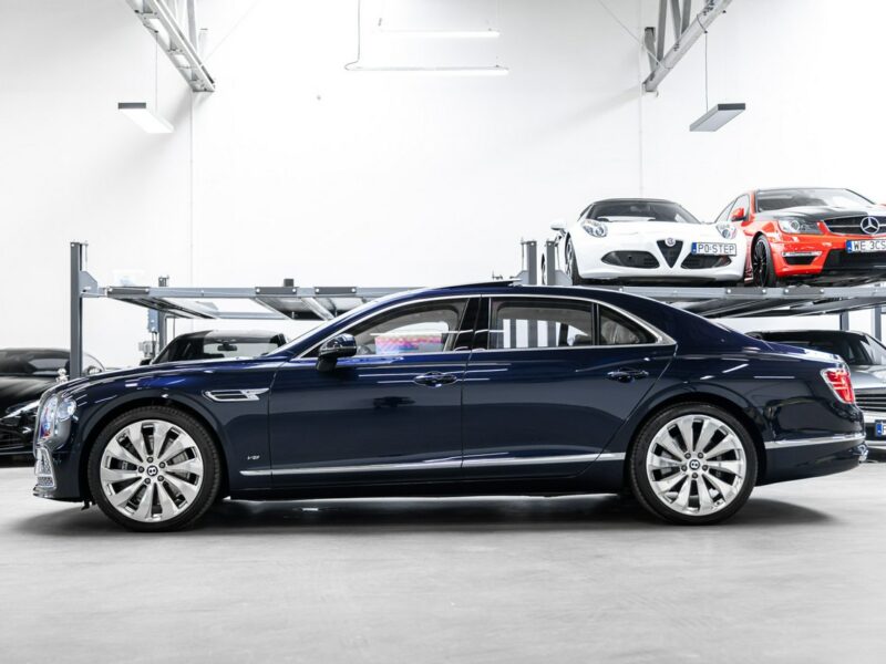 Bentley Continental Flying Spur V8. Gwarancja 04.2026. Bang & Olufsen. Head-Up. Masaże.