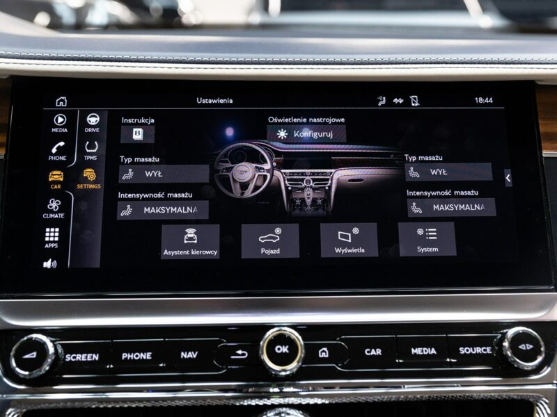 Bentley Continental Flying Spur V8. Gwarancja 04.2026. Bang & Olufsen. Head-Up. Masaże.