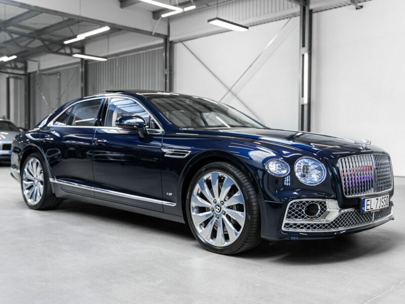 Bentley Continental Flying Spur V8. Gwarancja 04.2026. Bang & Olufsen. Head-Up. Masaże.