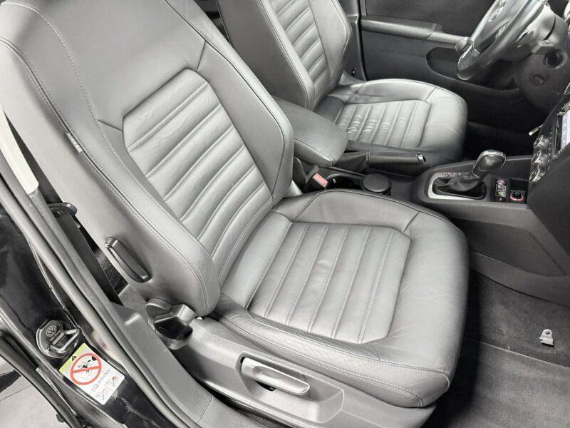Volkswagen Jetta 1.4 TSI 150KM*DSG*BOSE*Navi*BiXenon*HIGHLINE*Klimatronic*Kamer*Łopatki A6 (2010-)