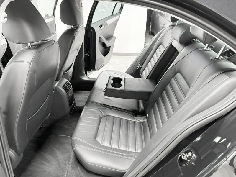 Volkswagen Jetta 1.4 TSI 150KM*DSG*BOSE*Navi*BiXenon*HIGHLINE*Klimatronic*Kamer*Łopatki A6 (2010-)