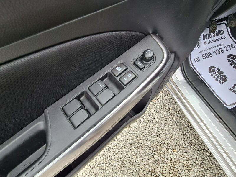 Suzuki Swift HYBRID 10 Tys.Km Navi Kamera Grzane Fotele Led Wolne Ręce Klimatronik VI (2017-)