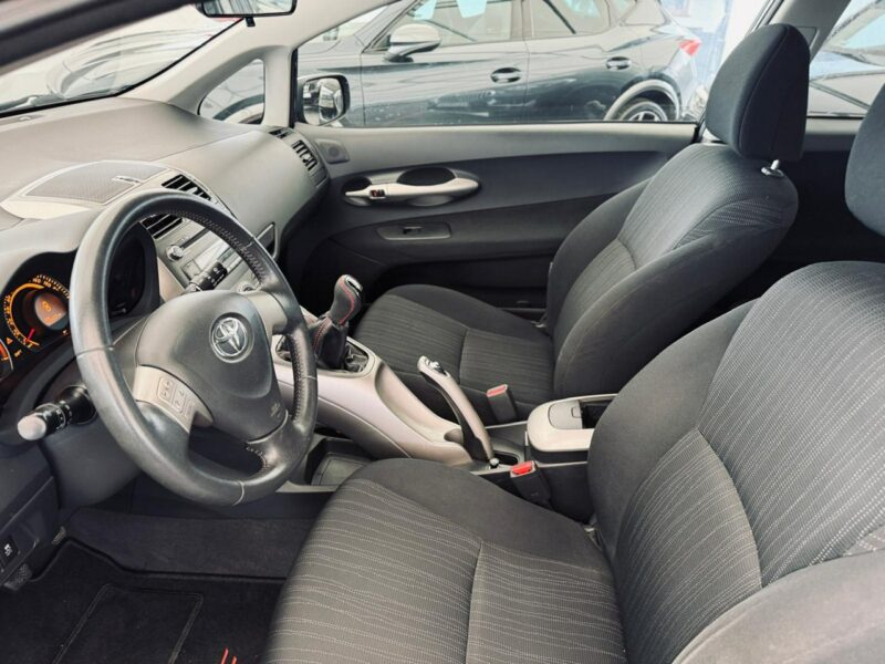 Toyota Auris 1.4 Benzyna + GAZ* 97 KM* Zarejestrowana* I (2006-2012)