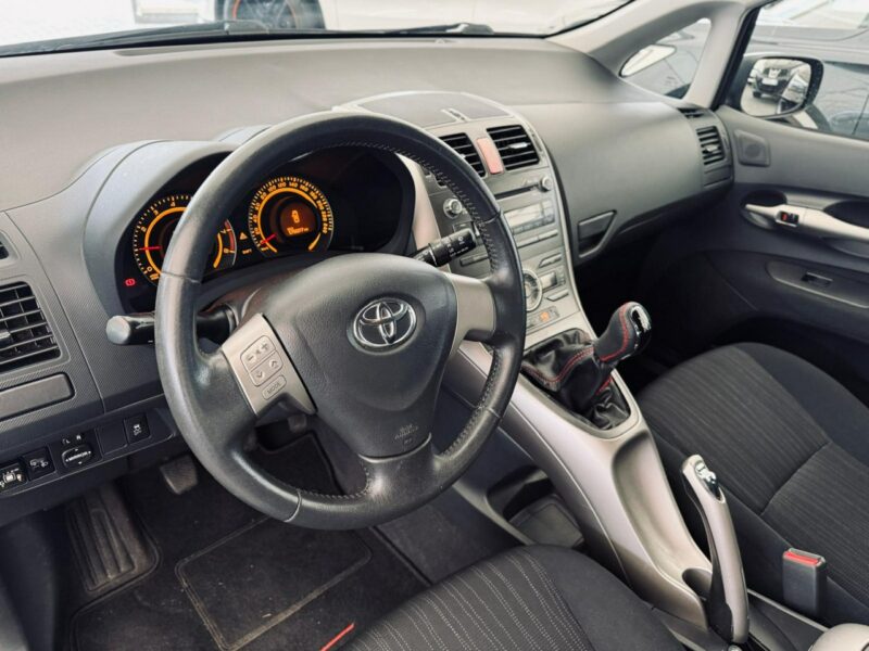 Toyota Auris 1.4 Benzyna + GAZ* 97 KM* Zarejestrowana* I (2006-2012)
