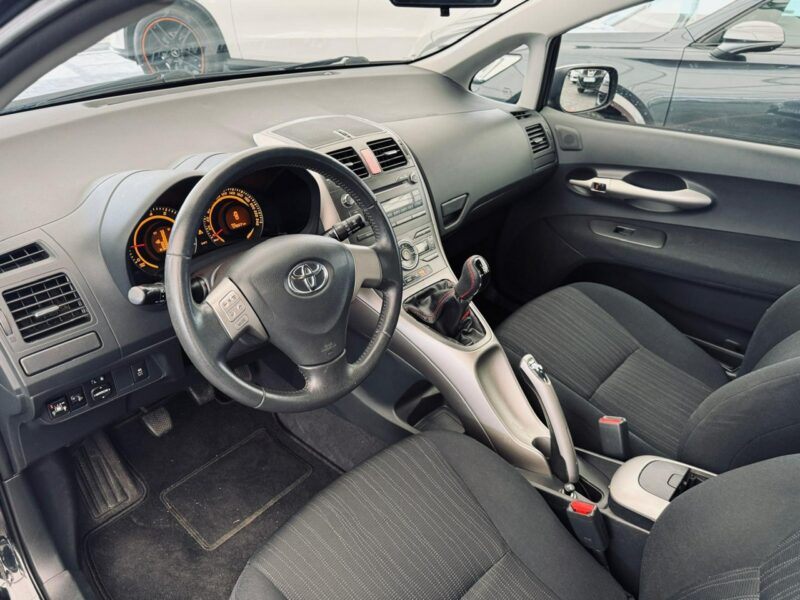Toyota Auris 1.4 Benzyna + GAZ* 97 KM* Zarejestrowana* I (2006-2012)