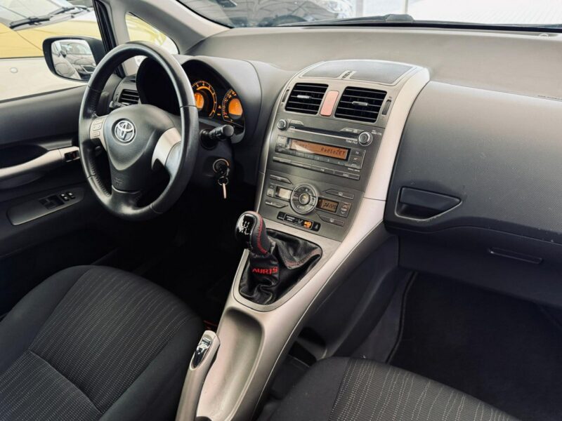 Toyota Auris 1.4 Benzyna + GAZ* 97 KM* Zarejestrowana* I (2006-2012)
