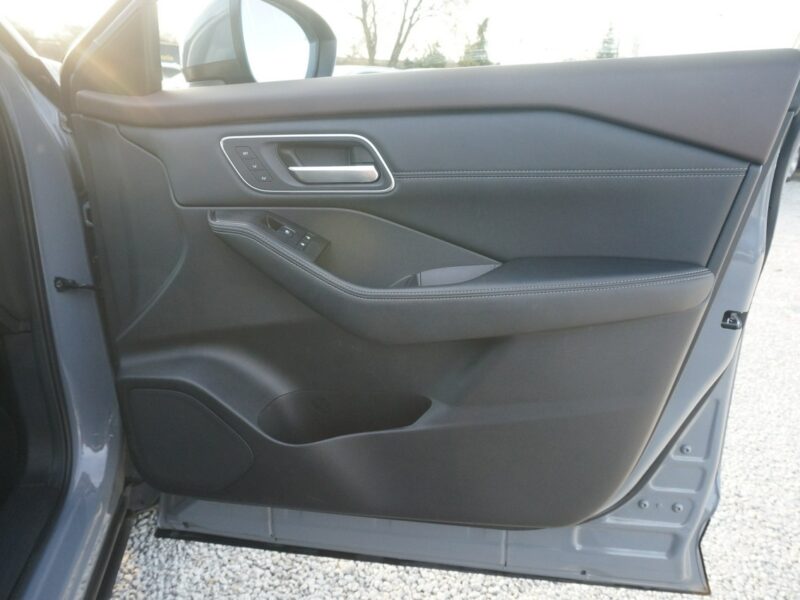 Nissan X-Trail 1.5 VC-T/158 KM E-Power Tekna E-4ORCE Fvat 23% Salon PL PY21654 III (2014-2021)