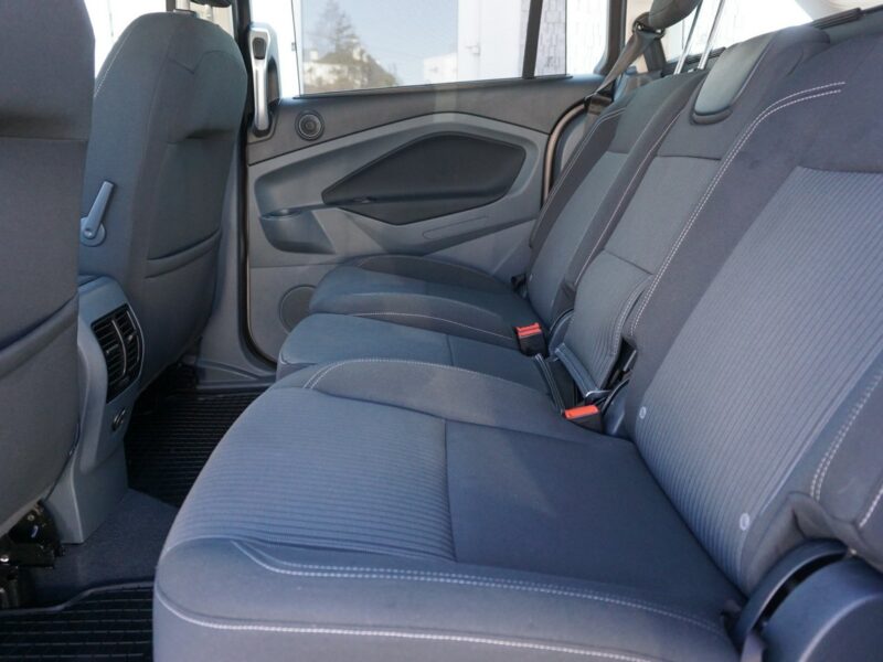 Ford Grand C-MAX w bardzo dobrym stanie technicznym i wizualnym, rok gwarancji w cenie,