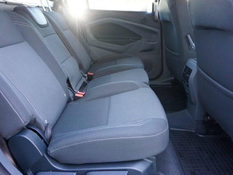 Ford Grand C-MAX w bardzo dobrym stanie technicznym i wizualnym, rok gwarancji w cenie,