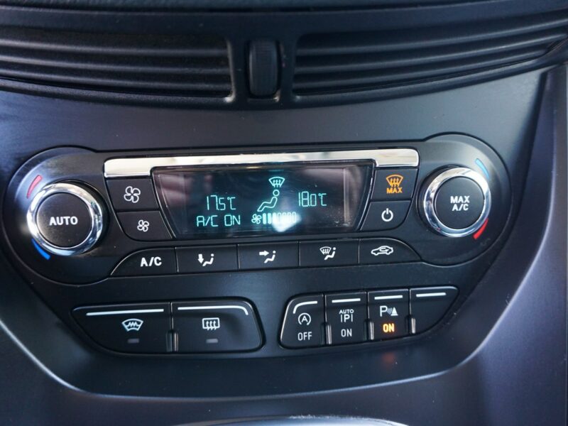 Ford Grand C-MAX w bardzo dobrym stanie technicznym i wizualnym, rok gwarancji w cenie,