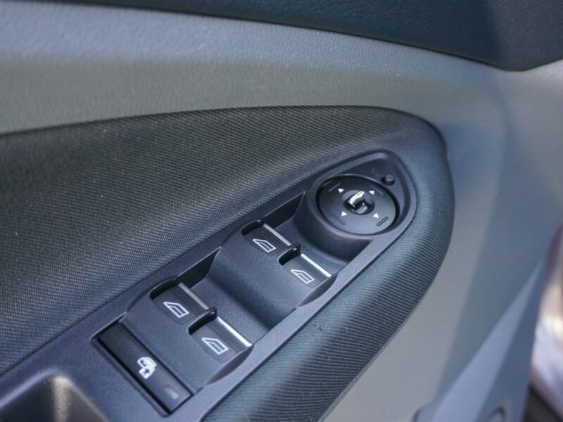 Ford Grand C-MAX w bardzo dobrym stanie technicznym i wizualnym, rok gwarancji w cenie,