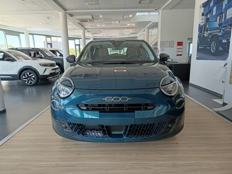 Fiat 600 Hybrid 1.2 100KM, Pakiet Komfort