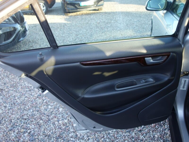 Volvo S60 Volvo s60 2002 2.5 benzyna 140km automat skóry zadbane I (2000-2010)