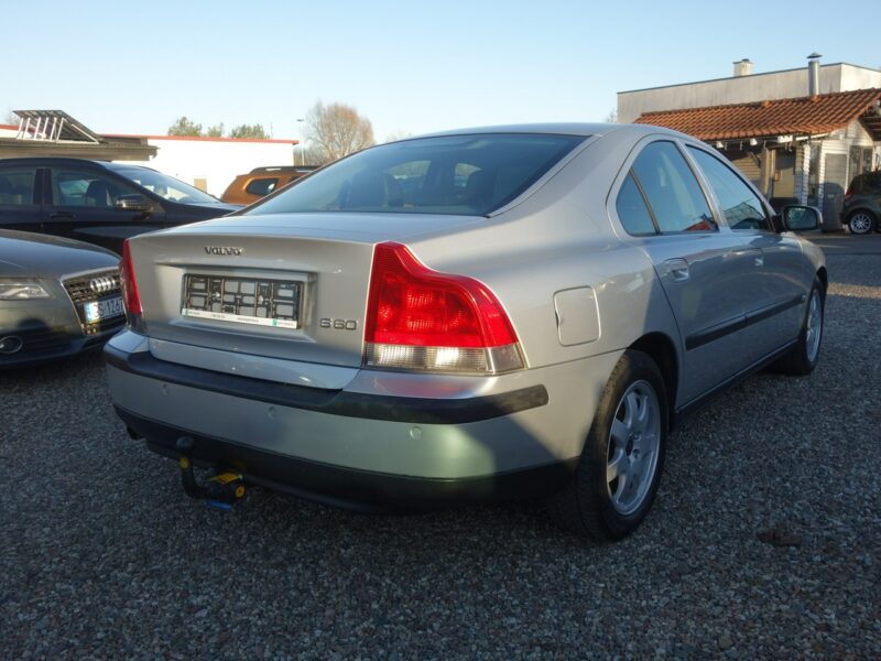 Volvo S60 Volvo s60 2002 2.5 benzyna 140km automat skóry zadbane I (2000-2010)