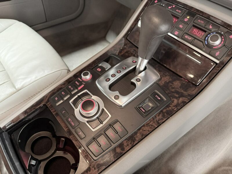 Audi A8 4.2 V8 MPI QUATTRO 334KM*Xenon*BOSE*KEYLESSGO na Odcisk*Solar Dach* D3 (2002-2010)