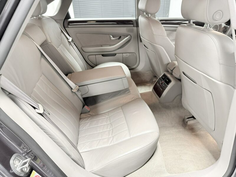 Audi A8 4.2 V8 MPI QUATTRO 334KM*Xenon*BOSE*KEYLESSGO na Odcisk*Solar Dach* D3 (2002-2010)